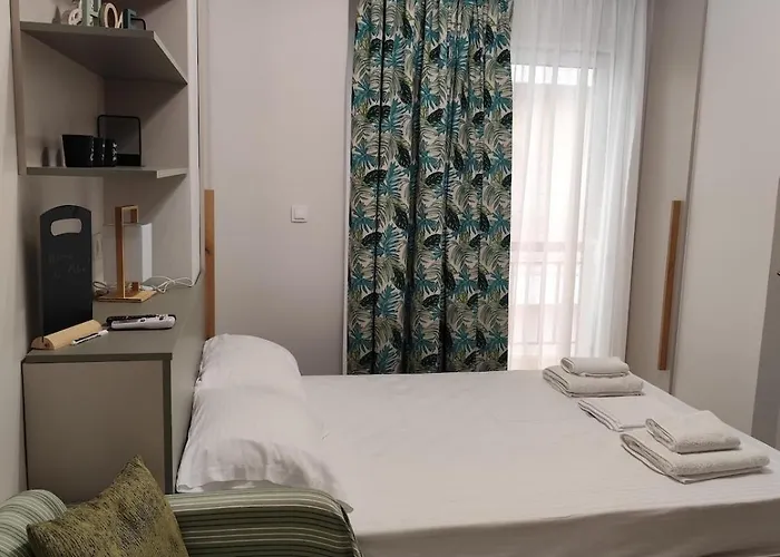 Parastaseis Georges Sq Patras