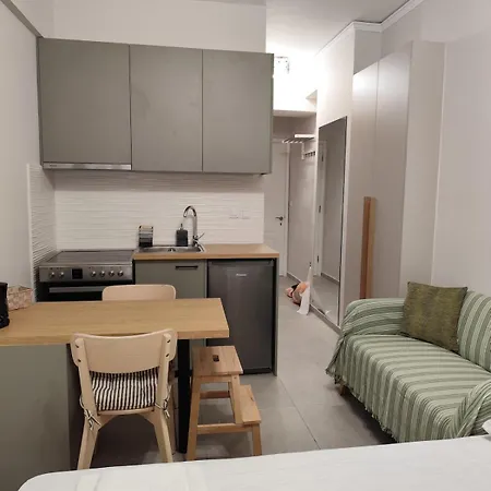 Apartman Parastaseis Georges Sq *
