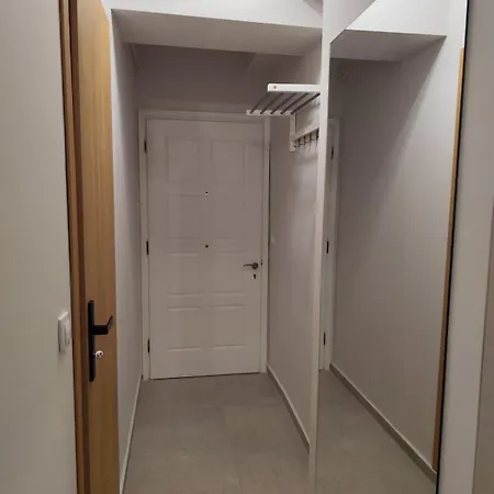 Apartment Parastaseis Georges Sq *